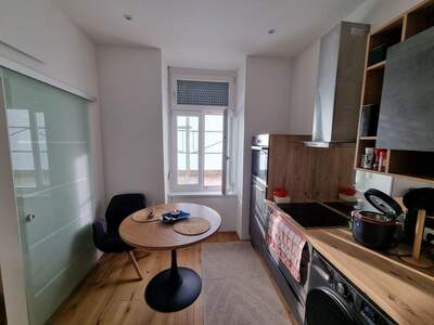 Altbauwohnung mieten in 8020 Graz (Bild 1)