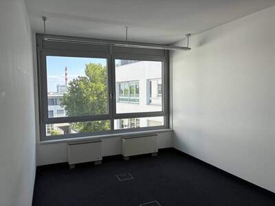 Gewerbeobjekt mieten in 2320 Schwechat