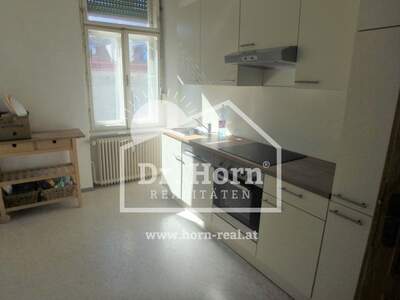 Altbauwohnung mit Balkon mieten in 8010 Graz (Bild 3)