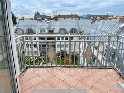 Dachgeschosswohnung kaufen in 5020 Salzburg