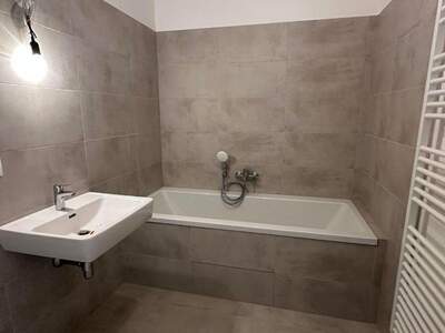 Wohnung mit Balkon mieten in 1130 Wien (Bild 5)
