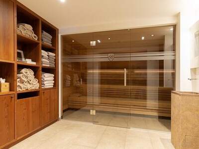 Terrassenwohnung kaufen in 6763 Zürs (Bild 5)