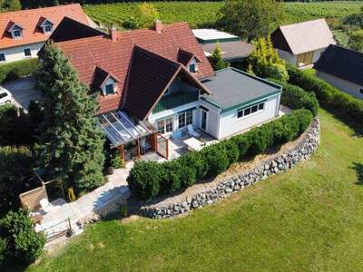 Einfamilienhaus kaufen in 8493 Klöch (Bild 1)