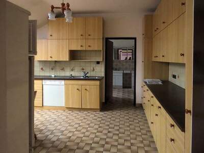 Altbauwohnung mieten in 1140 Wien (Bild 2)