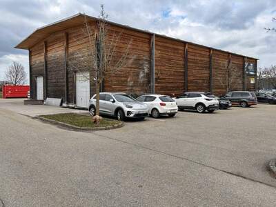 Gewerbeobjekt mieten in 4860 Lenzing