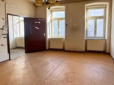 Altbauwohnung mit Balkon kaufen in 1200 Wien (Bild 1)