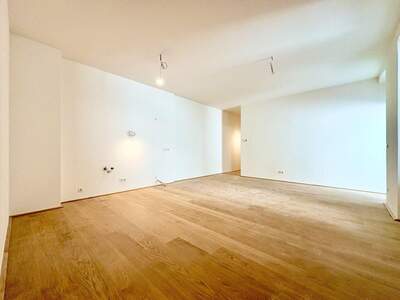 Altbauwohnung mit Balkon kaufen in 1150 Wien (Bild 1)