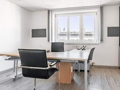 Gewerbeobjekt mieten in 4050 Traun (Bild 2)