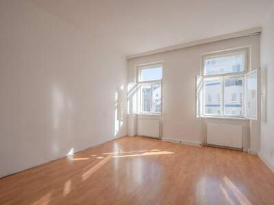 Altbauwohnung kaufen in 1200 Wien (Bild 1)