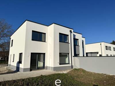 Haus mit Garten kaufen in 4662 Laakirchen (Bild 2)