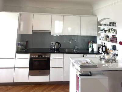 Altbauwohnung mit Balkon mieten in 5020 Salzburg (Bild 3)