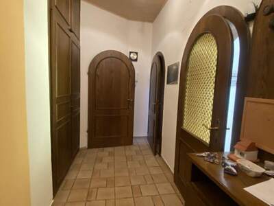 Altbauwohnung mit Balkon kaufen in 8020 Graz (Bild 2)