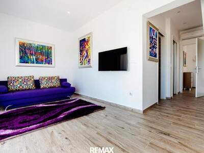 Wohnung mit Balkon kaufen in 23250 Košljun (Bild 4)