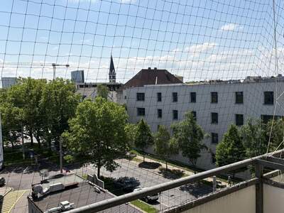 Wohnung mit Balkon kaufen in 4030 Linz (Bild 4)