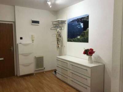 Altbauwohnung mit Balkon mieten in 8010 Graz (Bild 4)