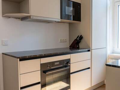 Altbauwohnung kaufen in 1040 Wien (Bild 3)