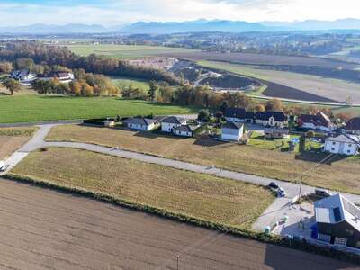 Grundstück kaufen in 4652 Fischlham