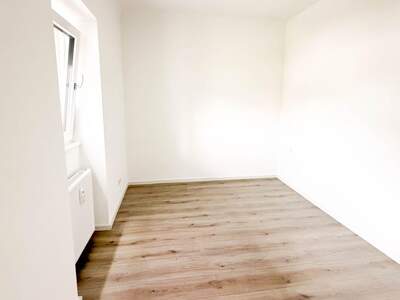 Altbauwohnung mit Balkon kaufen in 8010 Graz (Bild 4)