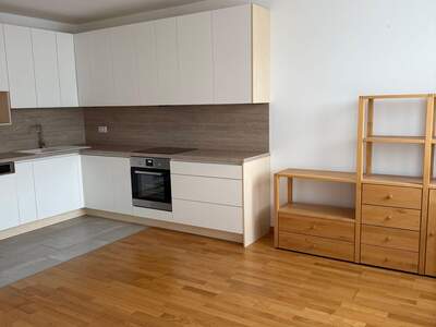 Wohnung mit Balkon mieten in 1150 Wien