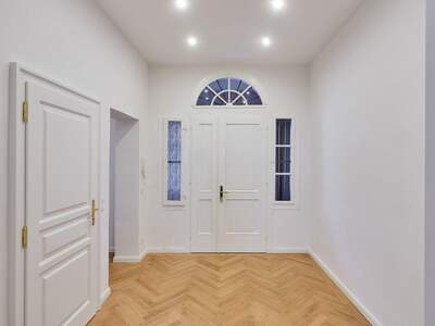 Altbauwohnung kaufen in 1090 Wien (Bild 3)