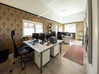 Office / Business provisionsfrei mieten in 5102 Anthering