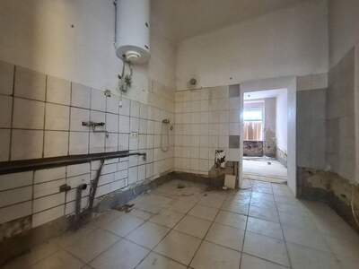 Altbauwohnung kaufen in 1080 Wien (Bild 3)
