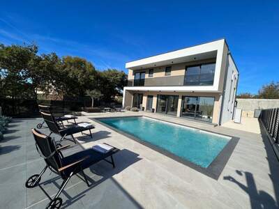 Haus kaufen in 52342 Smoljanci (Bild 1)