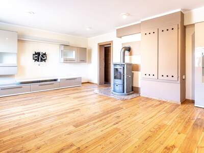 Haus mit Garten kaufen in 5111 Bürmoos (Bild 1)