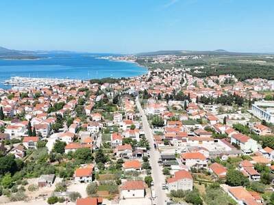 Wohnung kaufen in 23210 Biograd na Moru (Bild 1)