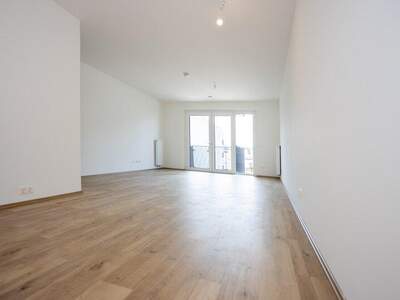Terrassenwohnung kaufen in 2700 Wr. Neustadt (Bild 2)