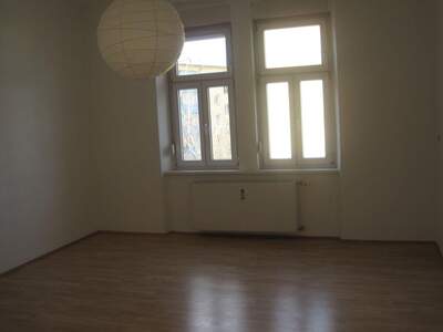 Altbauwohnung mit Balkon kaufen in 8010 Graz (Bild 5)