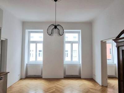 Altbauwohnung kaufen in 1050 Wien (Bild 2)