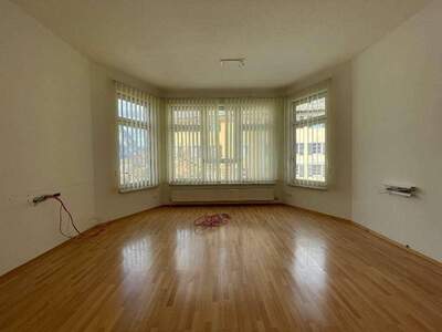 Gewerbeobjekt mieten in 8952 Irdning