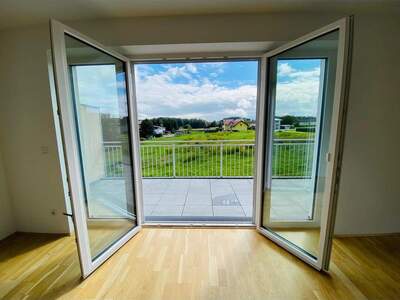 Terrassenwohnung kaufen in 5142 Eggelsberg (Bild 1)