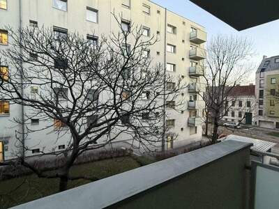 Etagenwohnung kaufen in 1140 Wien