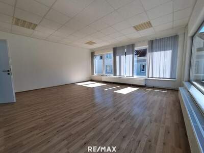 Gewerbeobjekt mieten in 3100 St. Pölten (Bild 1)