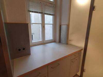 Altbauwohnung kaufen in 1070 Wien (Bild 4)