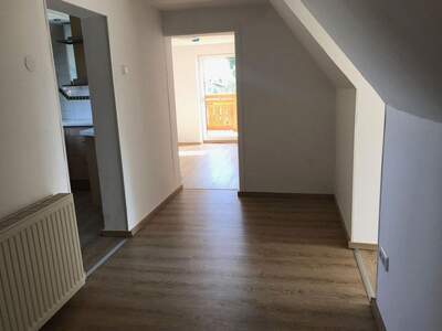 Wohnung mit Balkon mieten in 4050 Traun (Bild 2)