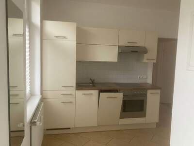 Altbauwohnung kaufen in 6020 Innsbruck (Bild 3)