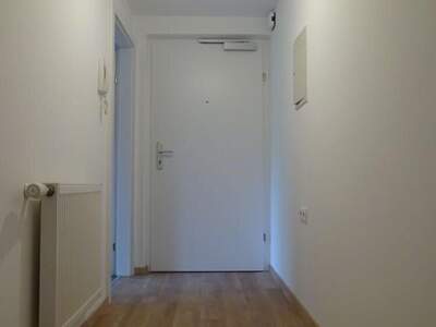 Altbauwohnung mieten in 8052 Graz (Bild 2)