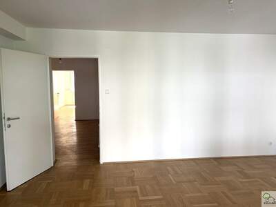 Wohnung mit Balkon kaufen in 1180 Wien (Bild 2)