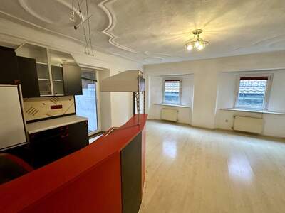 Altbauwohnung mit Balkon mieten in 8020 Graz (Bild 4)