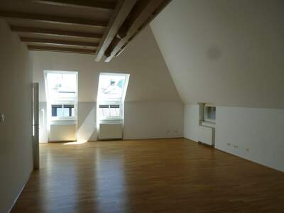 Altbauwohnung mieten in 5020 Salzburg (Bild 2)