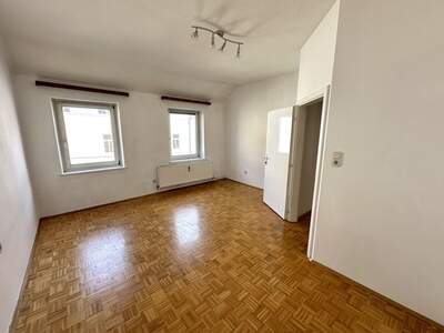 Altbauwohnung mit Balkon kaufen in 8010 Graz (Bild 5)