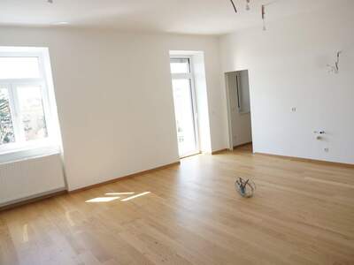 Altbauwohnung mit Balkon kaufen in 8010 Graz (Bild 5)