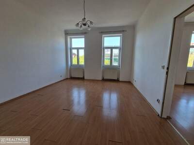 Altbauwohnung kaufen in 1100 Wien (Bild 2)