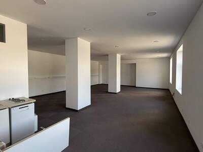 Gewerbeobjekt mieten in 2700 Wiener Neustadt