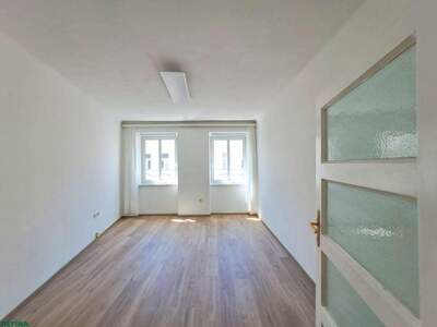 Altbauwohnung kaufen in 1180 Wien (Bild 2)
