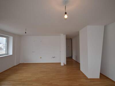 Wohnung mit Balkon kaufen in 1170 Wien (Bild 2)