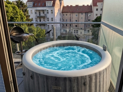 Wohnung mit Balkon mieten in 1220 Kaisermühlen (Bild 1)